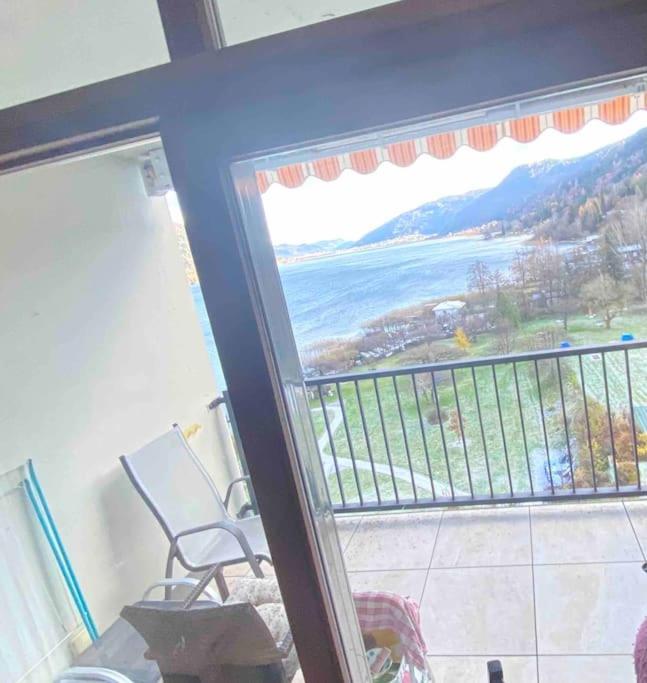 Appartement Mit Seeblick Am Ossiacher See فيلاخ المظهر الخارجي الصورة