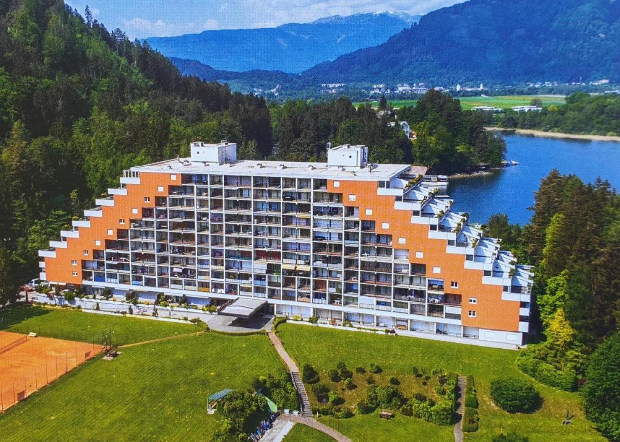 Appartement Mit Seeblick Am Ossiacher See فيلاخ المظهر الخارجي الصورة
